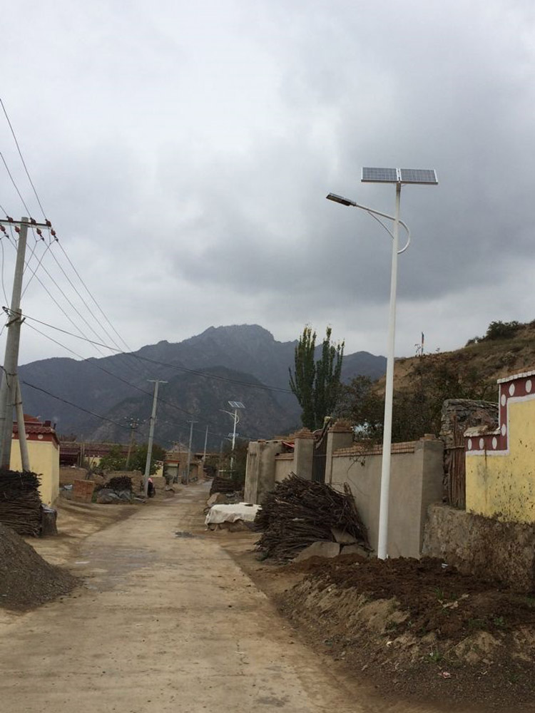 農(nóng)村太陽能路燈價(jià)格 農(nóng)村太陽能路燈價(jià)格